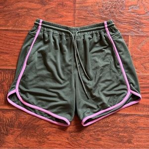 Outdoor Voices RecMesh 5" Short • evergreen • size small